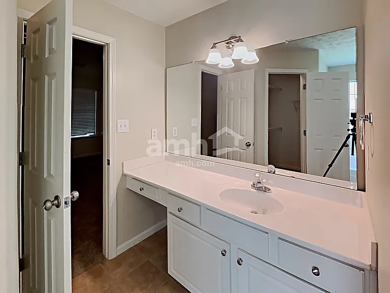 4701 Gold Mine Dr — Photo 11
