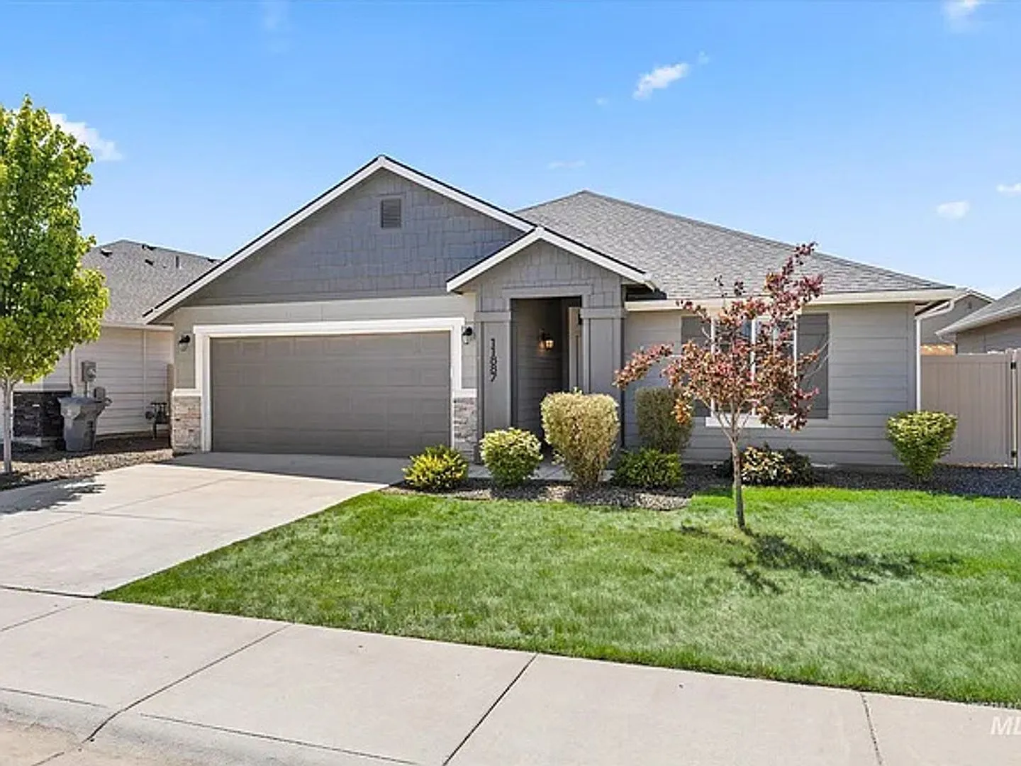 Beautiful 4-Bedroom Star Home | Fenced Yard, Covered Porch & 2-Car Garage — Photo 1
