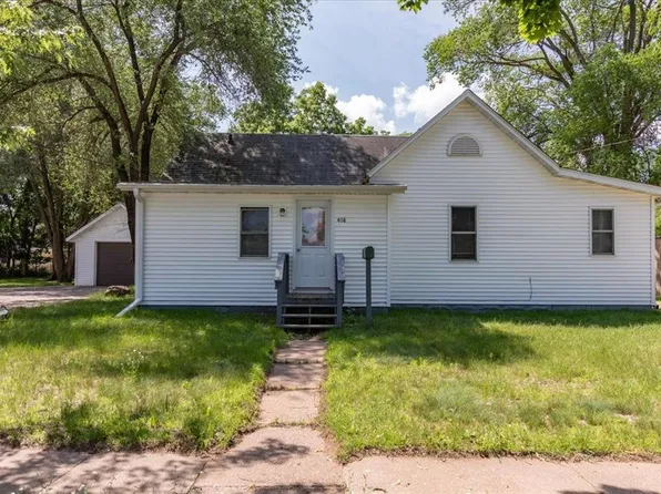 408 18th Avenue #1, Menomonie, WI 54751
