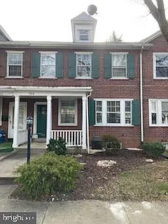 934 Hamilton Pl photo 1