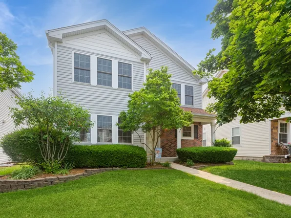 28 Primrose Ln, Oswego, IL 60543