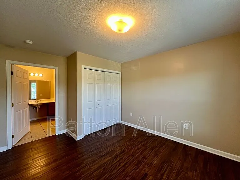 8 Zell Ln #A — Photo 19