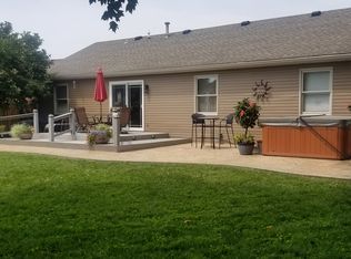 1814 Plaza Dr, Evansville, IN 47715