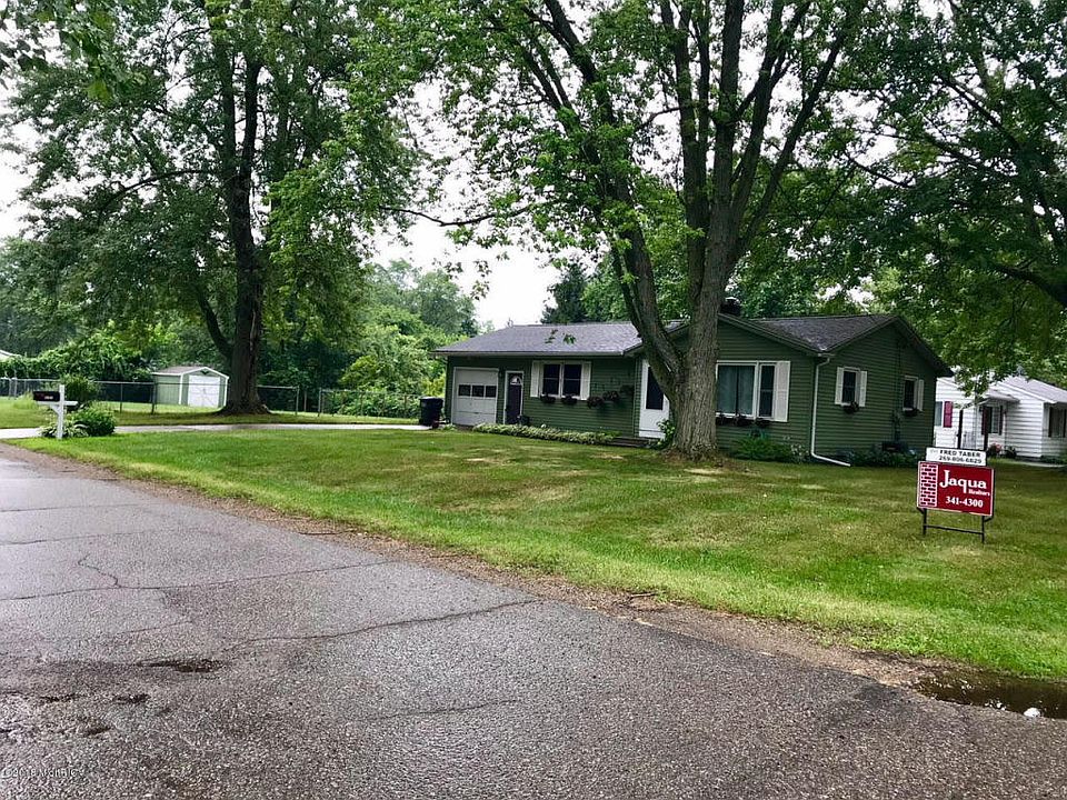 2nd image of 4131 Mead St