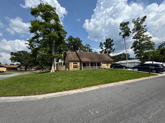 2nd image of 6709 Wood Branch Dr