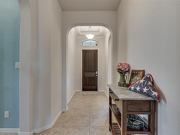 4th image of 509 Ashbury Dr