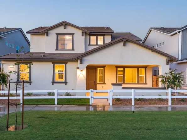 1111 Dana Ln W, Madera, CA 93636
