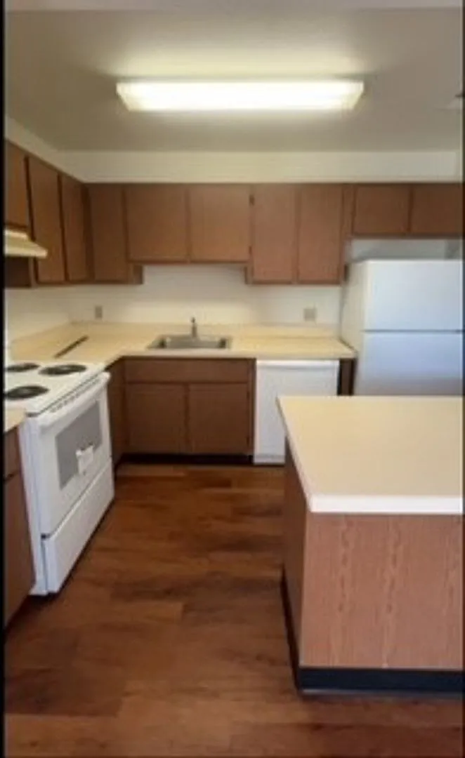 Nau Adjacent!! One Bedroom Condo At University Meadows: $1,325.00 — Photo 4