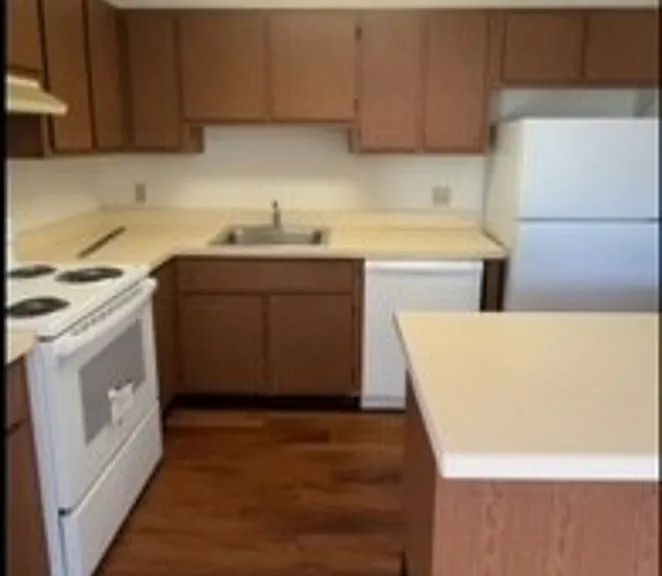1200 S Riordan Ranch St #75 — Photo 4