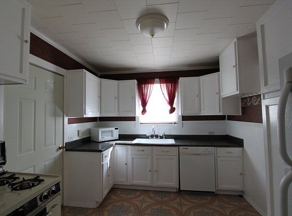 4th image of 1405 Lee Ave