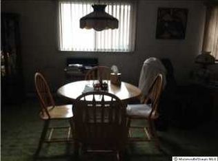 72 Fort De France Ave, Toms River, NJ 08757