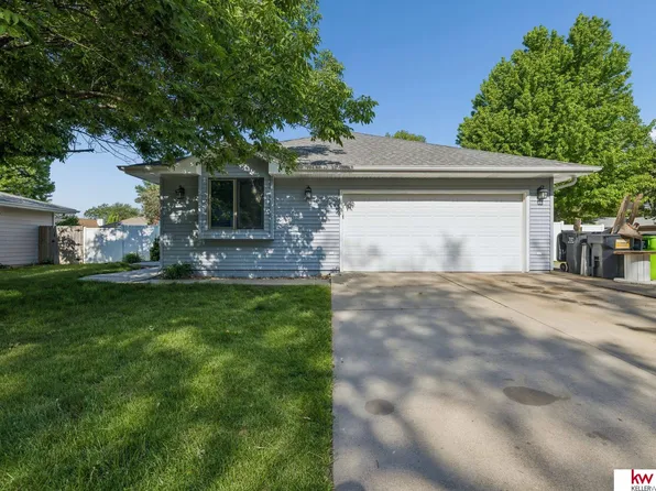 6401 Densmore Rd, Lincoln, NE 68512
