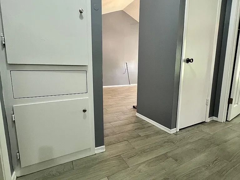 1114 Desirable Dr — Photo 13