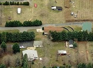 1158 Riverview Dr, Walnutport, PA 18088