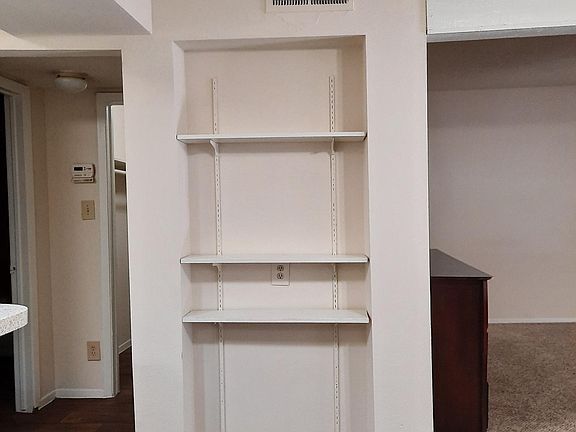 5th image of 6010 N Lamar Blvd #211