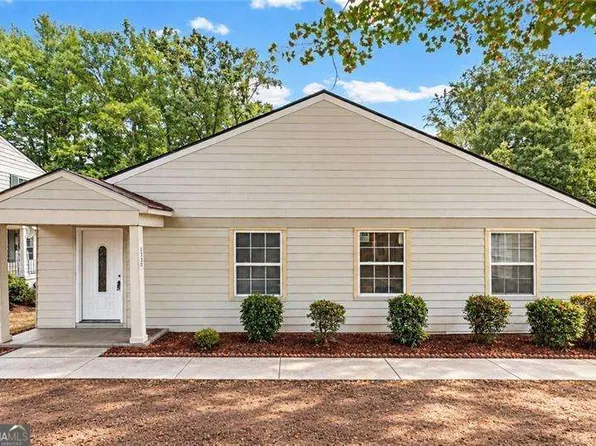 1330 Surrey Ln SW, Marietta, GA 30008