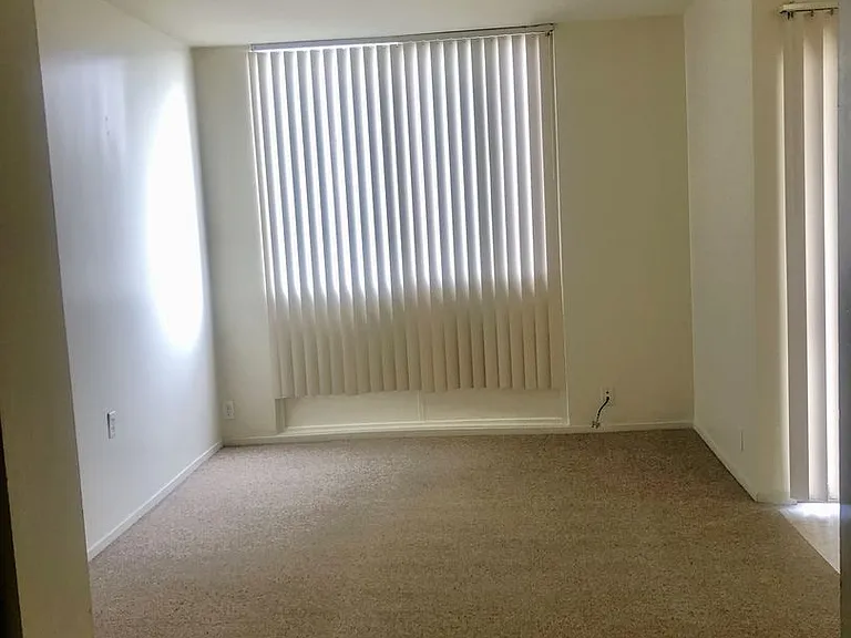 1550 Walnut St #1 — Photo 6