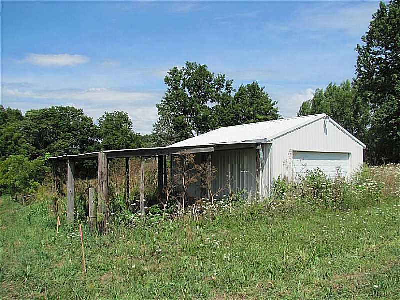 2nd image of 6427 Black Rd