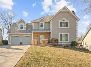 4005 NE Shady Lane Dr, Gladstone, MO 64119