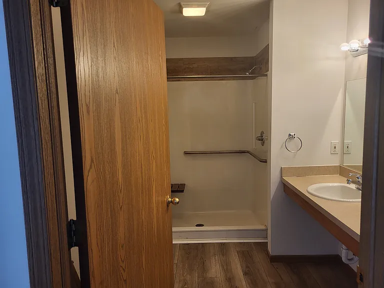 4915 Universal Dr #2 — Photo 7