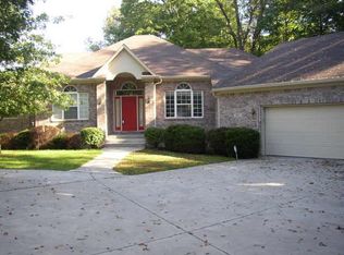 2924 N Stoneridge Ct, Carmel, IN 46032