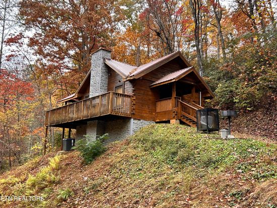 804 Willow Brook Way, Gatlinburg, TN 37738