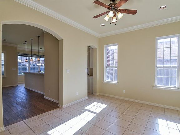 5th image of 6417 Vintage Lake Dr