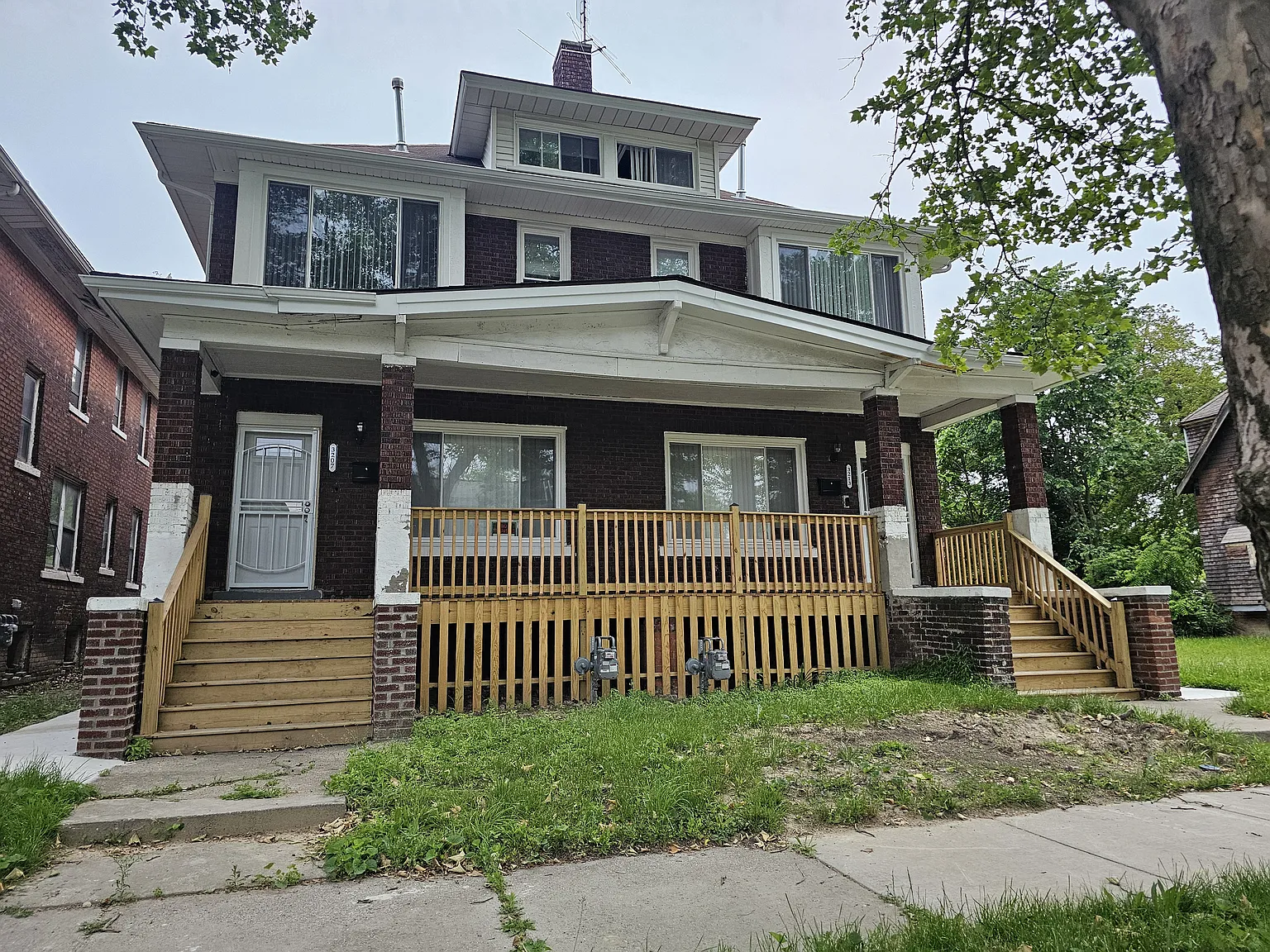 4 bed, 1550 sqft, $2,000 — Photo 1