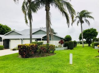 7166 SE Constitution Blvd, Hobe Sound, FL 33455