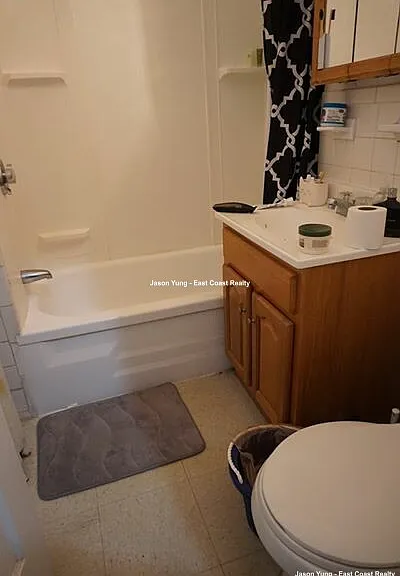 35 Gardner St #2 — Photo 4