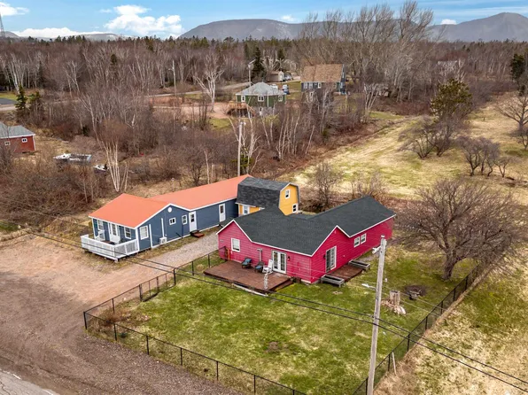 29377 Cabot Trl, Victoria, NS B0C 1G0