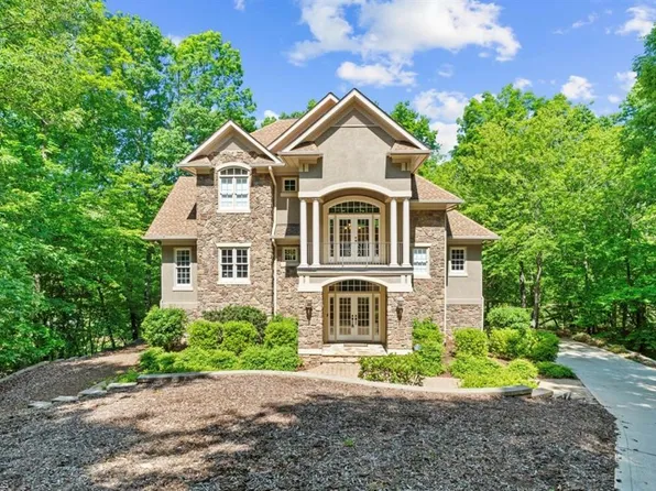 335 Whisper Lake Dr, New London, NC 28127