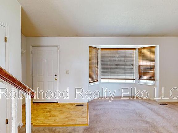 2nd image of 2316 Sierra Dr