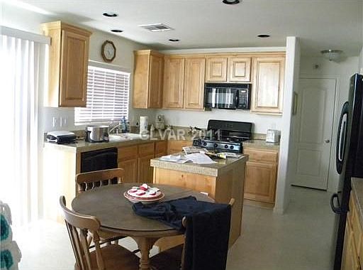 3rd image of 3821 Alpine Bypass Ave
