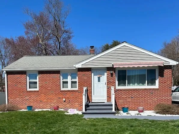9 Forest Street, East Haven, CT 06512