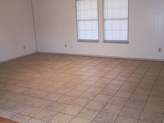 5th image of 202 Prairie View Ln