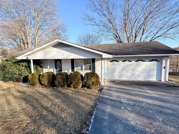 172 Eastern Star Rd, Kingsport, TN 37663