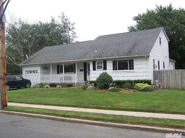 1st image of 241 Loop Dr