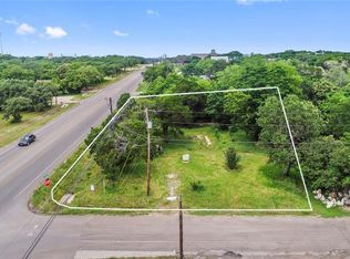 101 Summit Dr, Spicewood, TX 78620