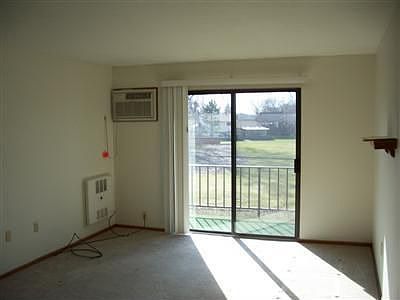 4th image of 23871 David Dr Unit 202