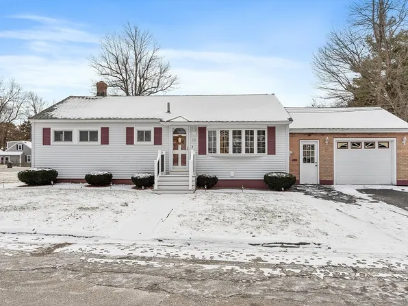 15 Donna Ave, Gardner, MA 01440