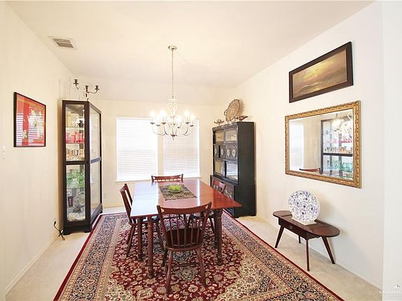 4th image of 2904 San Patricio St