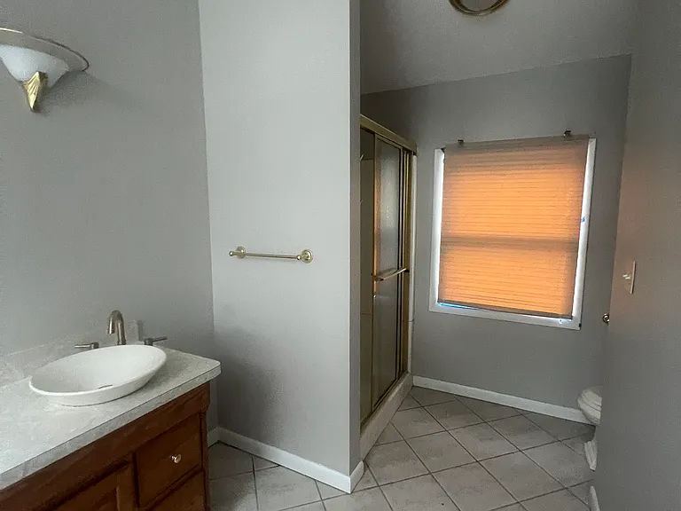 3634 Runnymede Blvd — Photo 54
