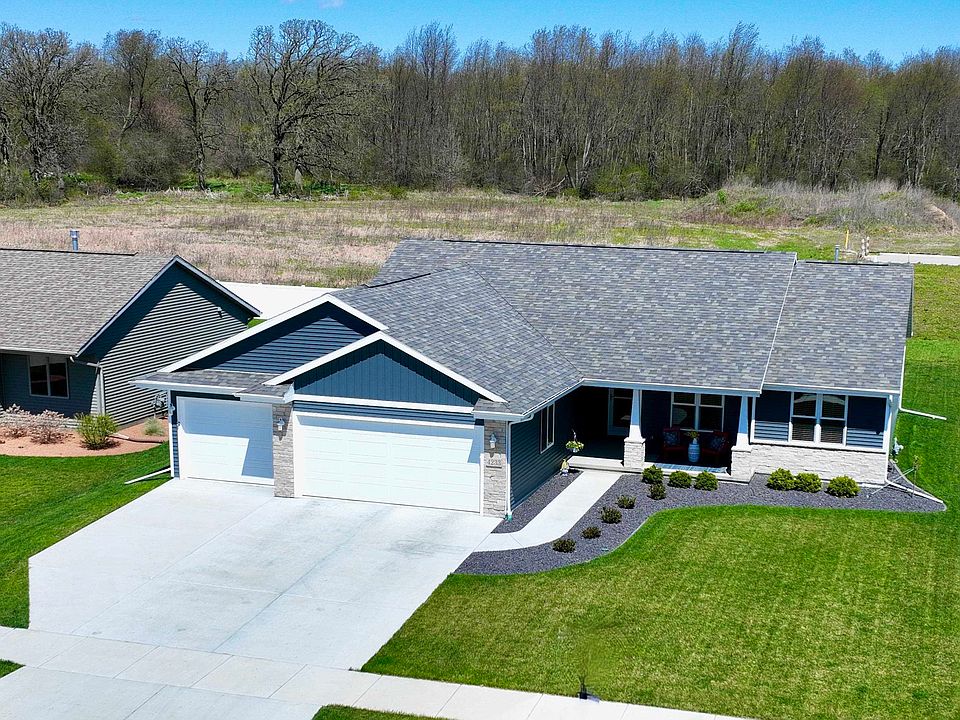 1st image of 4233 Sandhill Dr