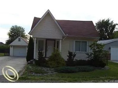 38141 Cherry Ln photo 1