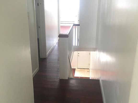 5th image of 2429 S Hutchinson St