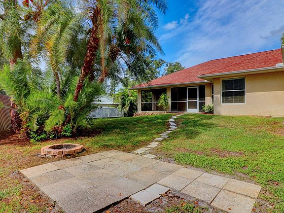 2nd image of 409 Palm Ave