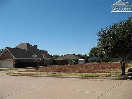 1st image of 3010 Whitehall Ln