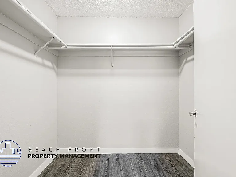 229 S. Normandie Ave. — Photo 27