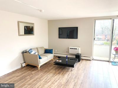 100 E Glenolden Ave APT A12, Glenolden, PA, 19036